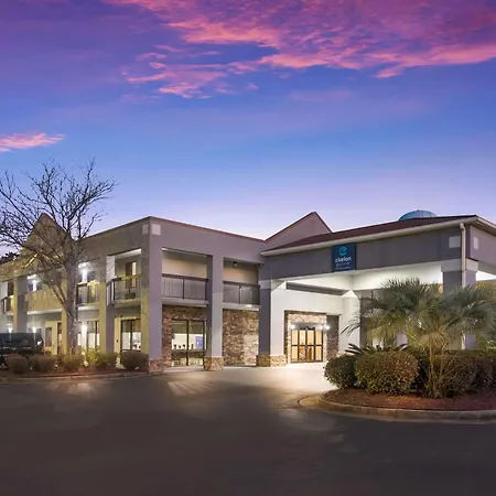 Clarion Pointe Forsyth I-75-3